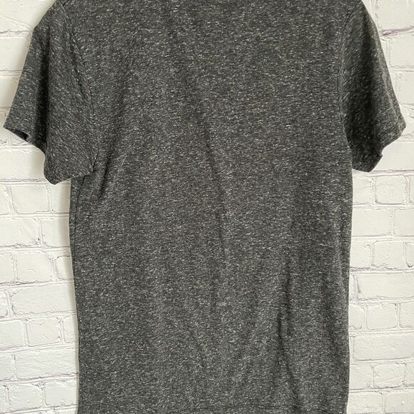 Harry Potter Hogwarts Gray T Shirt Men’s Size S - Picture 2 of 4